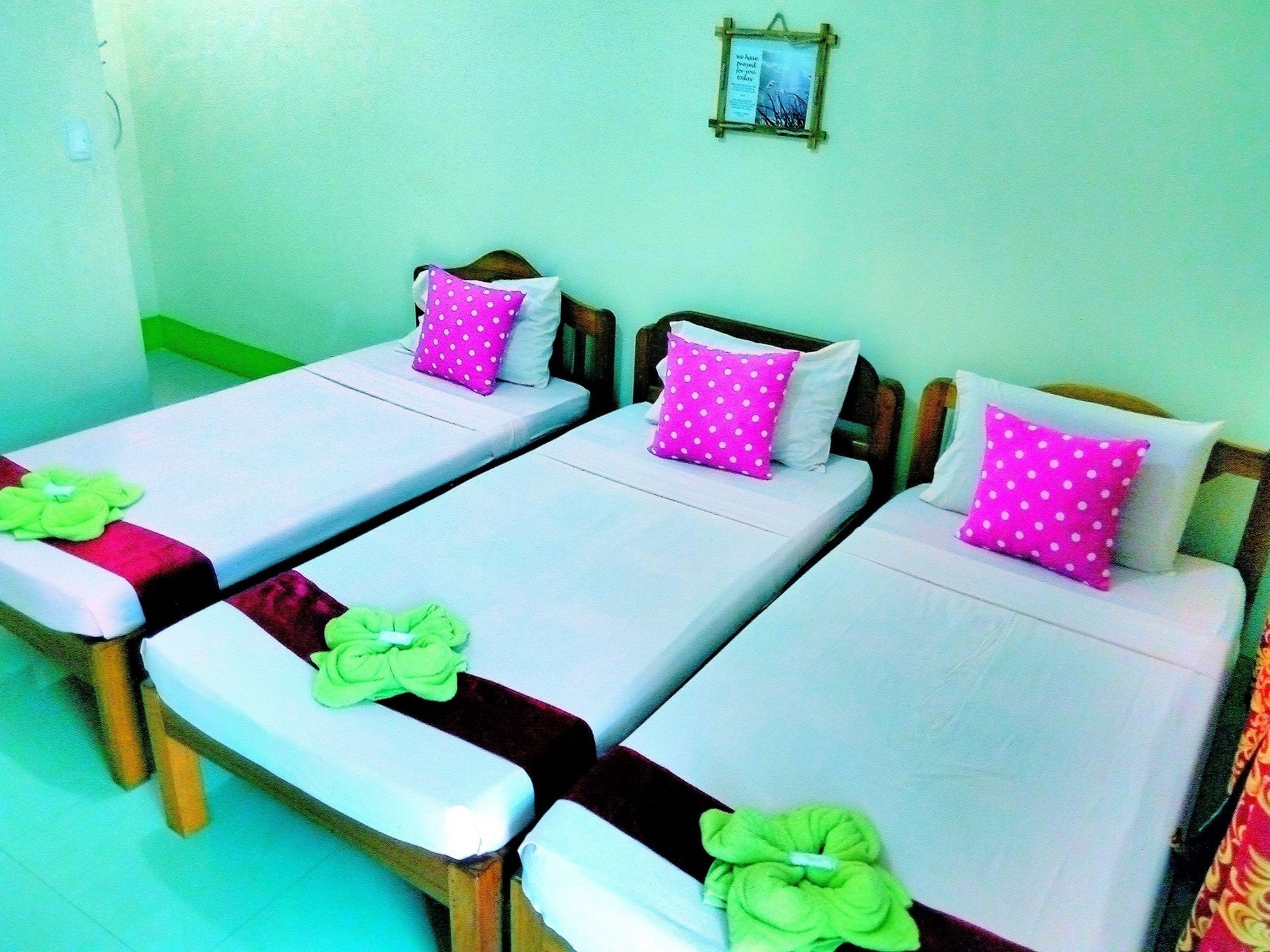 Green Park Tourist Inn Puerto Princesa Zewnętrze zdjęcie
